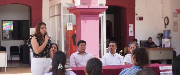 La Jornada de Asesoría Jurídica Gratuita de la Defensoría Pública del Estado de Oaxaca arrancó en nuestra explanada municipal, ofreciendo orientación y acompañamiento en materia familiar, civil, penal, agraria, mercantil y administrativa.